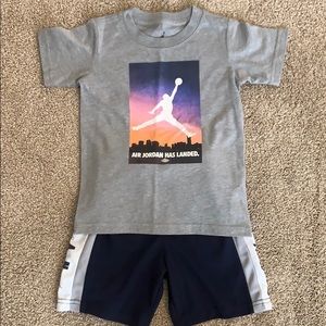 Air Jordan boys logo t-shirt & navy shorts set, 4T